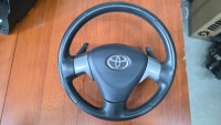 фото thumb №11, Toyota aygo i руль кожаный - лепестки - автомат - подушка oe!