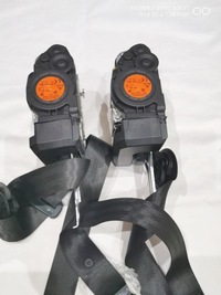 фото thumb №4, Bentley flying spur iii - передние ремни