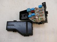 фото thumb №1, Toyota rav4 ii lift d4d коробка запобіжників 05r