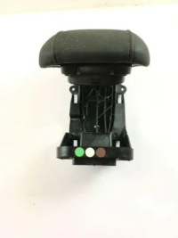 фото thumb №1, Підлокітник volvo v40 хетчбек 08632771 2.0l дизель 130kw 2012