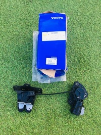 фото thumb №7, Volvo s60 v60 xc90 замок кришки багажника з domykaniem 32149889