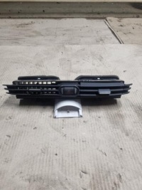 фото thumb №1, Решётка обдув средняя alfa romeo giulietta