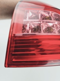 фото thumb №7, Citroen c5 iii x7 лампа задня права w крила kombi