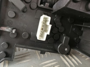 фото thumb №12, Лампа левый правый левая правая зад задняя peugeot 407 sedan 2004-2008 европа