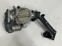 Купить Bmw 4 f32 f33 2019 дроссельная заслонка, фото thumb