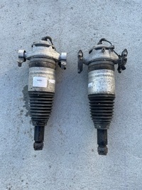 фото thumb №1, Porsche cayenne 7p5 lift амортизатор задня правий