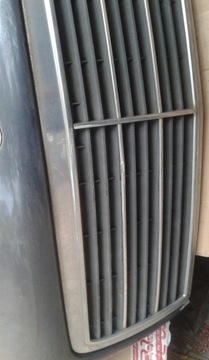 фото thumb №7, Капот / кришка двигуна + решітка радіатора / решітка mercedes w202 c-klasa 93-01