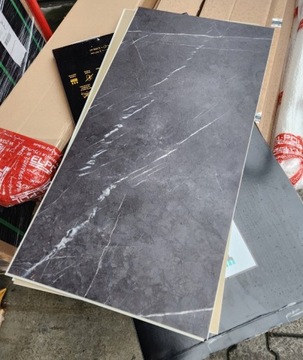 PODŁOGA Winylowa Afirmax Black Carrara LVT Marmur