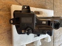 фото thumb №11, Tesla 3 iii лампа протитуманні протитуманна фара ліва 17-21r 1077395-00-d