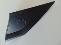 фото thumb №1, Права заглушка трикутник крила задня citroen ds7