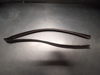 фото thumb №1, Ford transit vi vii 00-06 06-13 прокладка двері перед стійка при скло