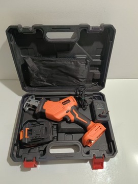 BRAVOLU CF21-002LW ЦИРКУРНАЯ ПИЛА АККУМУЛЯТОРНАЯ 0–3500 об/мин, 2 Ач, 22 мм, 21 В, 600 Вт