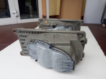 фото thumb №5, Фари передні l + r mercedes w123 bez скло нове відбивачі