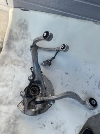 Mercedes w213 4 matic поворотний кулак mcperson перед l.a2133325100 p.a2133325200 Доставка, фото thumb