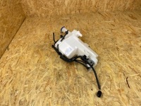 фото thumb №1, Бак рідина омивача помпа toyota yaris iv p21 2020-