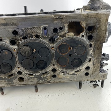 фото thumb №10, Головка з розподільчі вали audi a3 vw golf 2,0 seat skoda 2.0 gtd tdi