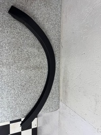 фото thumb №7, Молдинг łuczek крила лівий задня volvo xc40 2017-2024 31448354