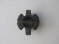 фото thumb №2, Крышка крепёжный радиатора infiniti