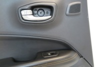 фото thumb №3, Обшивка дверь левый задняя jeep compass ii