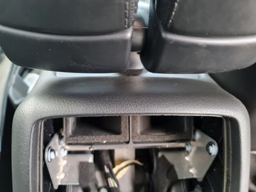 фото thumb №6, Тунель середній чорний audi a8 d3 рестайлінг