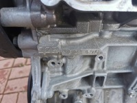 Toyota auris 2 двигатель голый стойку x2zr-w22u 2zr 1.8 гибрид hybrid Оригинал, фото thumb