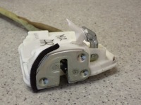 фото thumb №3, Mazda2 mazda 2 ii 08 - de замок двері задній правий