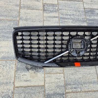 фото thumb №3, Решітка решітка радіатора перед volvo xc60 ii рестайлінг r-design чорний 32291026
