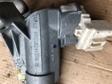 фото thumb №4, Toyota yaris ii замок запалювання ключ pilot