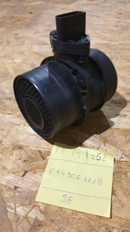 фото thumb №1, Витратомір audi оригінальний номер 074906461b