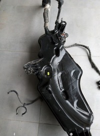 фото thumb №1, Бак adblue seat ateca