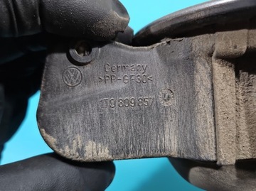 фото thumb №7, Кришка заливання пального vw touran i сірий ld7x