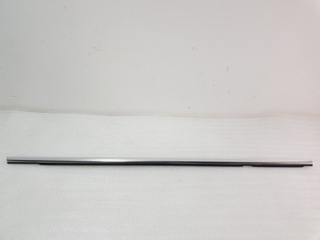 фото thumb №2, Планка накладка двері права зад opel zafira c 13260080