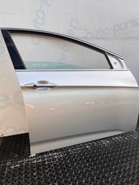 фото thumb №1, Hyundai i40 дверь правое передние перед