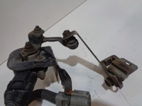 фото thumb №6, Датчик вирівнювання ксенон перед avensis ii t25 82821-12430