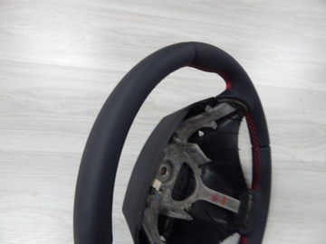 фото thumb №7, Hyundai i30 i - руль - новая кожа красная nić