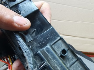 фото thumb №10, Hyundai tucson iv - накладка задньої кришки з камера