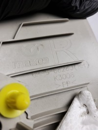 фото thumb №3, Захист обшивка стійка правий задня mazda 6 gj iii