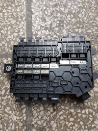 фото thumb №1, Коробка запобіжників bsi mercedes c w205 2.2 cdi