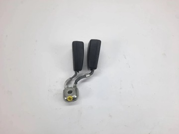 фото thumb №1, Застібка ременів задніх vw golf vi 1k0857739m