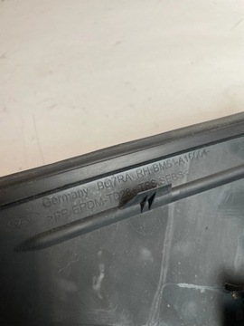 фото thumb №10, Заглушка треугольник маскировочная накладка крыльев правые перед ford focus mk3