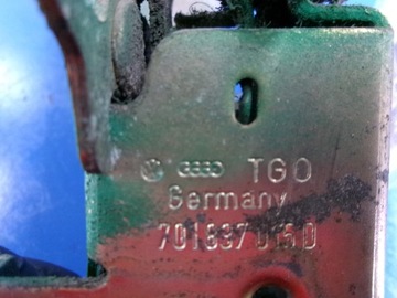 фото thumb №5, Volkswagen transporter t4 замок двері перед лівий 701837015d