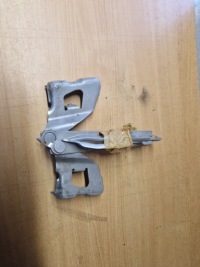 фото thumb №1, Петли петля капот audi a5 8t 8t0823301d 8t0823302d