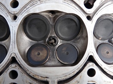 фото thumb №11, Audi a8 d3 a6 c6 3.2 fsi головка права 06e103374b