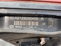 фото thumb №12, Лампа правий задня w кришка оригінальний номер a2129060458 mercedes e klasa w212 sedan 13r