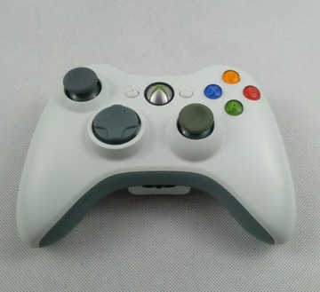 XBOX 360 FAT БЕЛАЯ КОНСОЛЬ С HDMI + PAD + ДИСК + НАБОР МЕГА РЕТРО ИГР!!