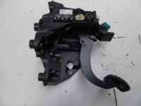 Купить Nissan nv300 2017 педаль тормоза 465016415r, фото thumb