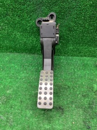 фото thumb №1, Потенциометр газа mercedes ml w164 a1643000104