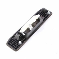 фото thumb №11, Mercedes w176 ручка микровыключатель крышки багажника задняя a1667500493