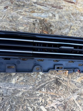 фото thumb №6, Vw passat b8 решётки воздуховод часы комплект eu 3g1858416f