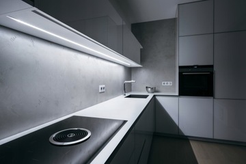 Светодиодный профиль ЧЕРНЫЙ УГОЛ С ЛАМПОЙ ДЛЯ МОНО RGB СВЕТОДИОДНОЙ ЛЕНТЫ ДЛИНОЙ 2 МЕТРА